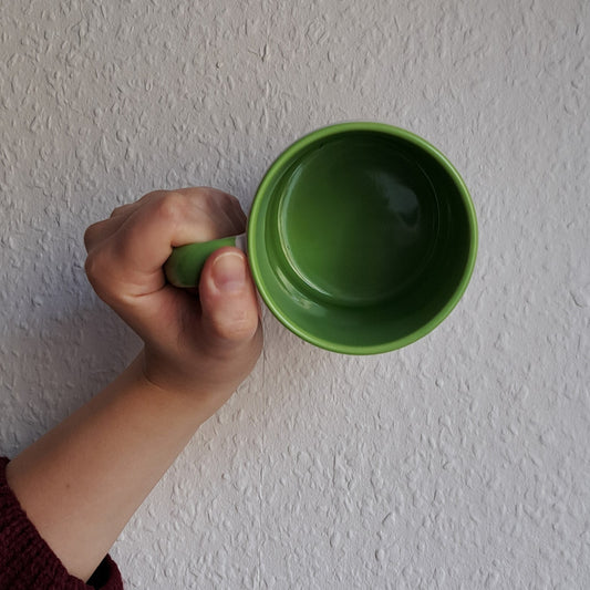 Keramiktasse "Leaf me alone"